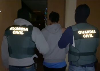 Detención de uno de los dos asaltantes. Foto: Guardia Civil