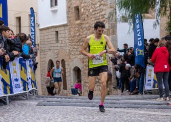 Una edición anterior de la Pujada a la Catedral de Ibiza. Imagen Dani Becerra.