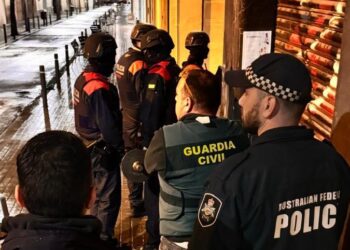 Imagen de la operación facilitada por los Mossos d'Esquadra.