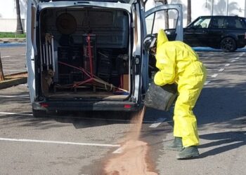 Imagen de la intervención compartida por los Bomberos de Ibiza. Foto Bombers d'Eivissa