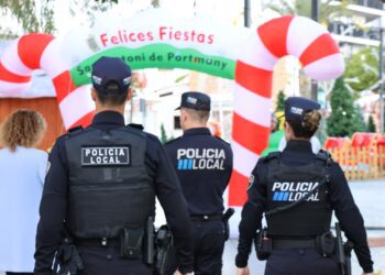Campaña de Navidad de la Policía Local. Fotos: Ayuntamiento de Sant Antoni
