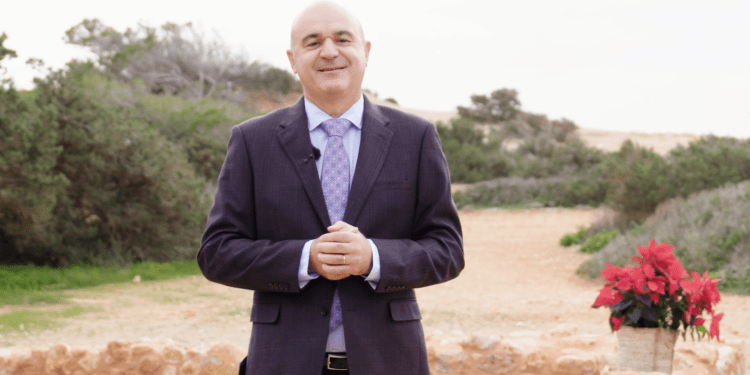 El presidente del Consell, Vicent Marí, durante el discurso. Foto: Consell de Ibiza