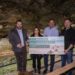 Entrega del cheque con la donación al Aquàrium Cap Blanc. Foto: Consell d'Eivissa