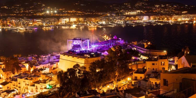 IMS en Dalt Vila durante una edición anterior. Foto Juan Afanador