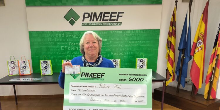 Patricia Plant Adams, ganadora de los 6.000 euros en compras de Pimeef.
