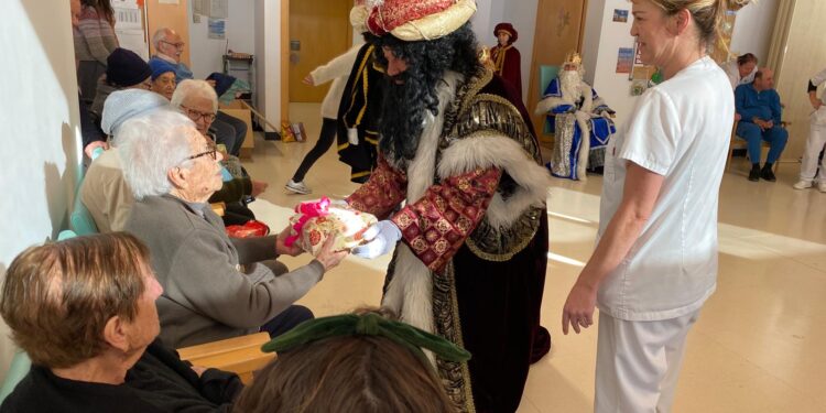 Sus Majestades han visitado hoy el Centro de Día.