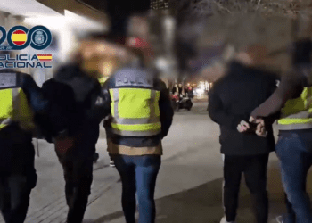 Una de las detenciones practicadas en la operación policial.