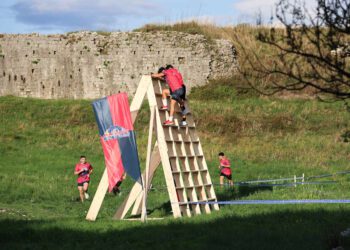 Imagen de una competición similar denominada  Red Bull Conquer the Castle, celebrada en Shkodra, Albania. Foto de © Nejc Ferjan / Red Bull Content Pool