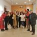 Las y los artistas y algunos visitantes, en la inauguración de la exposición 'Carnaval' en Sant Rafel. Fotos Jaume Riera