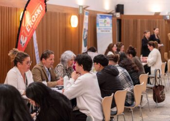 Entrevistas de trabajo en una edición anterior de la feria laboral.