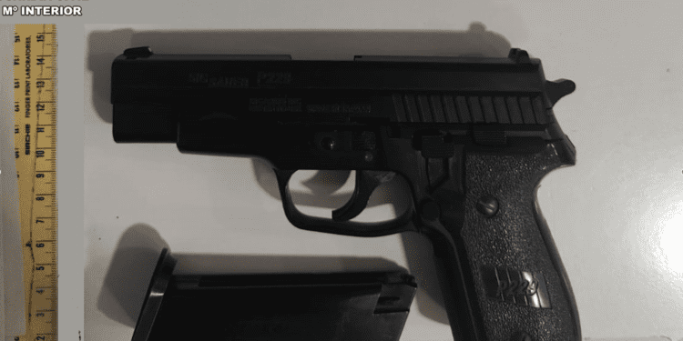 El arma confiscada por la Guardia Civil en el altercado