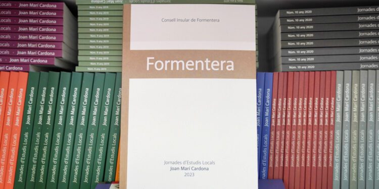 Nueva edición de la revista Formentera.