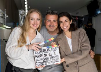 ^ Helher Escribano, Chris Martos y Bárbara Hermosilla al finalizar el rodaje el pasado diciembre