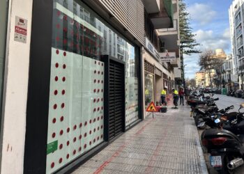 La tienda de Benetton ha cerrado sus puertas en Ibiza definitivamente. Fotos Noudiari