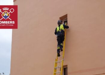 Intervención de los bomberos en Puig d'en Valls.