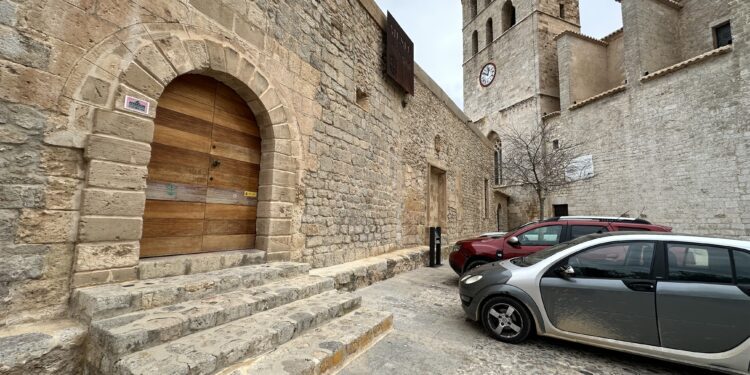 Museo Arqueológico de Dalt Vila, cerrado desde hace 15 años. Foto: L. F. A.