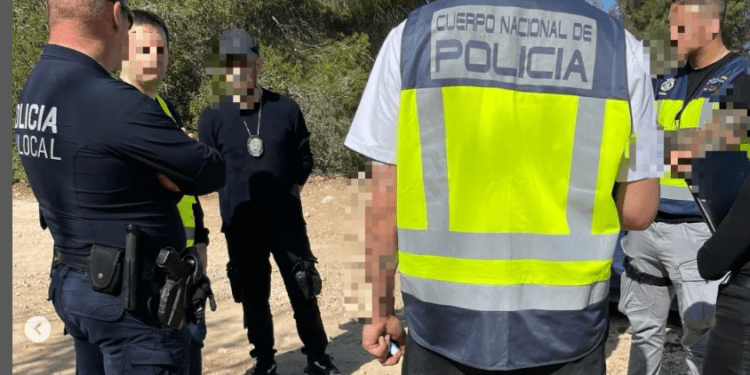 Una imagen de la operación conjunta. Policía Local de Sant Joan