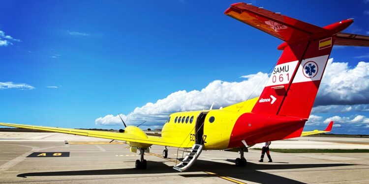Avión medicalizado del SAMU 061 para el traslado de pacientes.