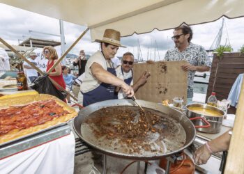 Una versión anterior del Campeonato de Arroz a Banda Creativo y Solidario.
