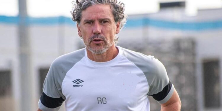 Raúl Garrido.