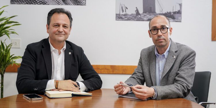 El presidente del Consell de Formentera, Óscar Portas, y el diputado autonómico por la isla, Llorenç Córdoba