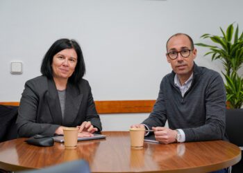 El presidente del Consell de Formentera, Óscar Portas, y la directora insular de la Administración del Estado en Ibiza y Formentera, Raquel Guasch, hoy.