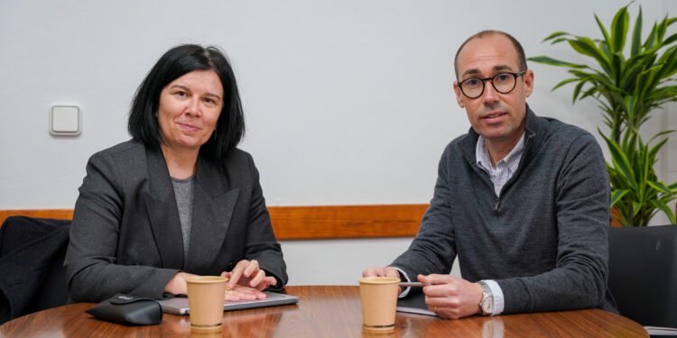 El presidente del Consell de Formentera, Óscar Portas, y la directora insular de la Administración del Estado en Ibiza y Formentera, Raquel Guasch, hoy.