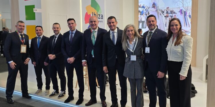 Buena parte de la delegación ibicenca, en Berlín.