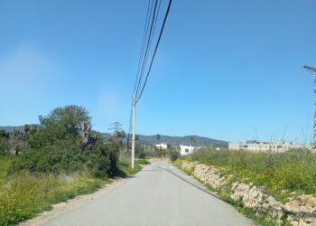 El acceso al camí de ses Pitreres desde Vila estará restringido y se controlará mediante una cámara de seguridad.