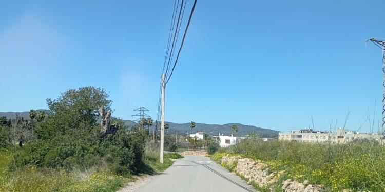 El acceso al camí de ses Pitreres desde Vila estará restringido y se controlará mediante una cámara de seguridad.