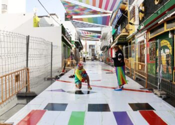 Obra de Okuda en Sant Antoni.