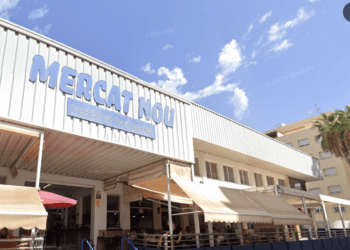 Fachada del Mercat Nou.