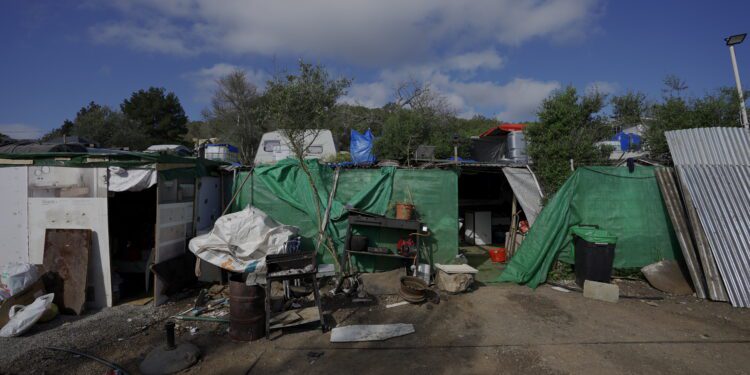 Imagen del interior del asentamiento de Can Rova 2.