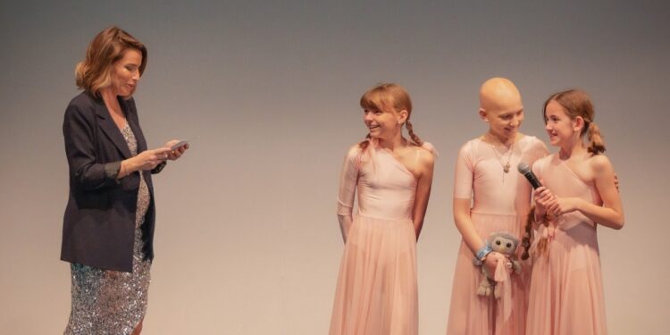 Un momento de la gala 'Contra el cáncer nos mojamos todos'. Foto Antonio García.