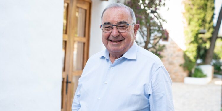 Pere Palau, en una imagen compartida por el presidente del Consell, Vicent Marín, en sus condolencias.