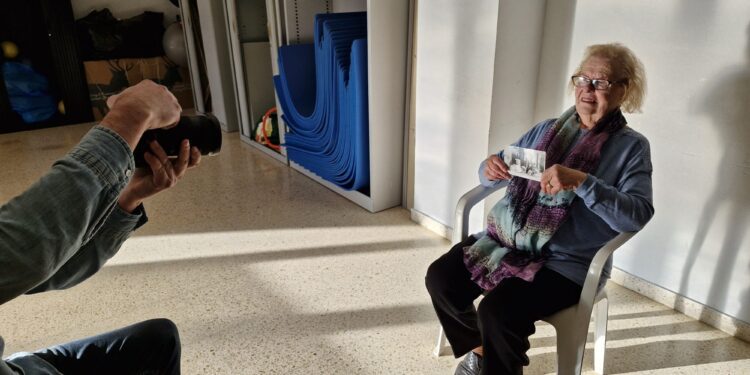 Una de las entrevistas que forman parte del proyecto 'Fotos amb història'