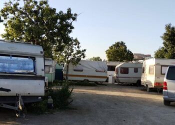 Asentamiento ilegal de Es Gorg, lleno de caravanas y vehículos en los que viven de manera estable decenas de personas. Fotos Policía Local de Ibiza