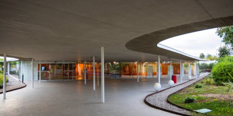 El Centre Cultural de Jesús.