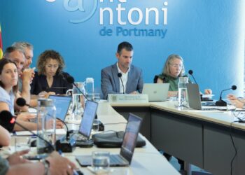 Imagen de archivo de un pleno del Ayuntamiento de Sant Antoni.