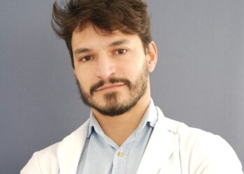 Eduardo Varas, Jefe del servicio de Dermatología de la Clínica Vila Parc.