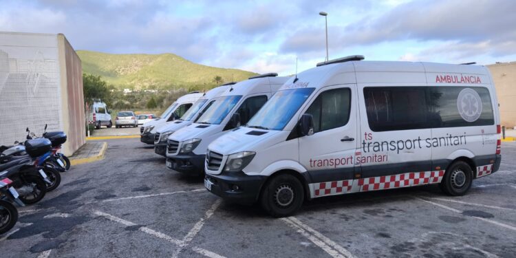 Imagen de archico de las denominadas "ambulancias blancas".