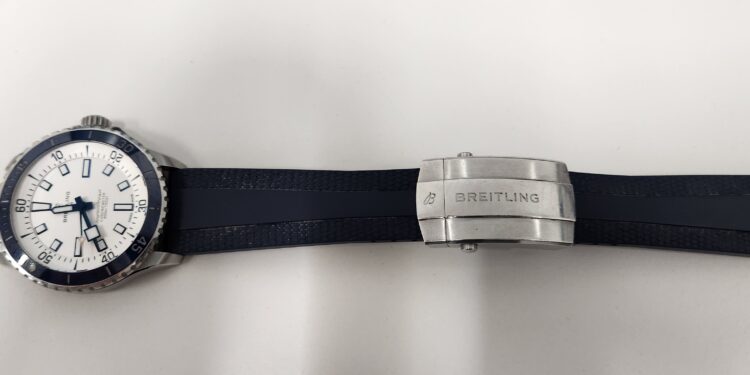 El reloj robado ha sido recuperado por agentes de la Policía Local de Sant Antoni.