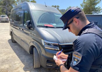 Control de caravanas en la zona de Sant Joan.