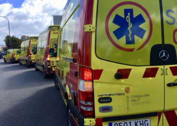 Imagen de archivo de unas ambulancias.