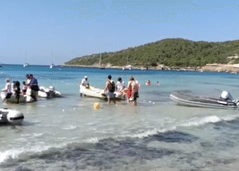 Imagen de archivo de trabajadores de cárters ilegales en ses Salines