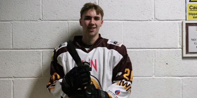 Gary Kelly, una joven estrella del hockey sobre hielo de Escocia. Foto: IG