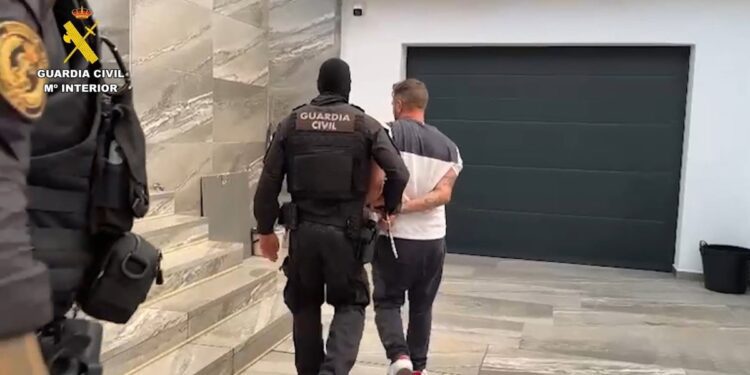 Uno de los detenidos en la operación Pinch, en una imagen de la Guardia Civil.