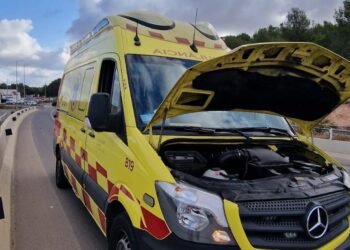 Una de las ambulancias averiadas, que denuncian desde los sindicatos.