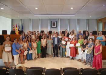 Imagen de familia de los participantes en los cursos. Foto: Consell de Ibiza