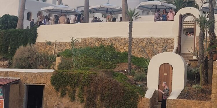 Imagen de una de las viviendas donde, según el PSOE, se celebran fiestas ilegales